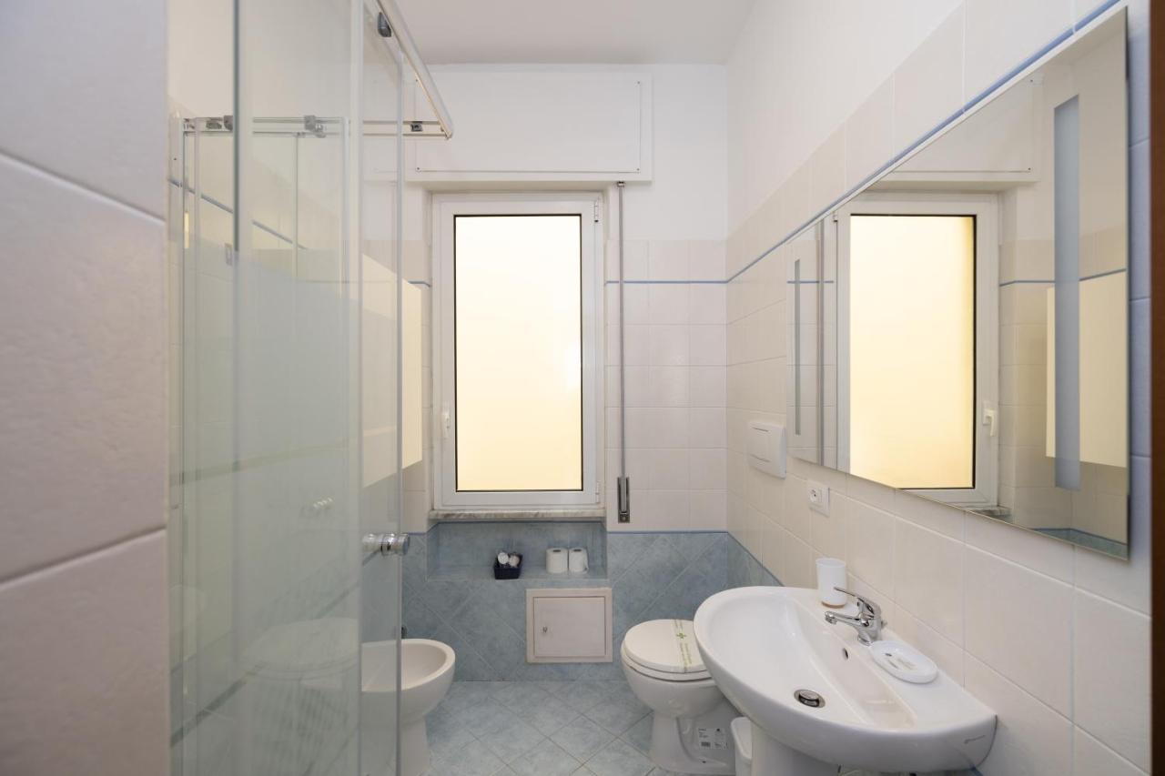 Roma Marine House Hotel Lido di Ostia Exterior photo